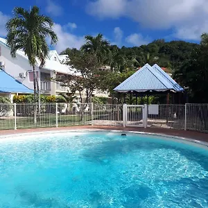 Becassine Et Tangara Domaine De Belfond St Anne , Sainte-Anne Martinique